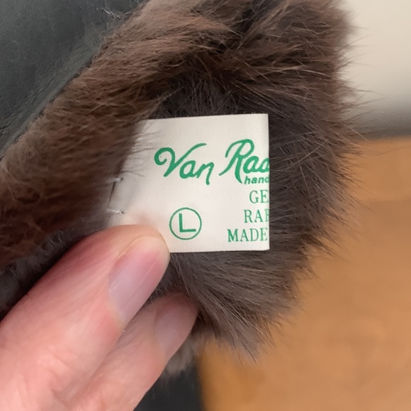 Vintage Stunning Van Raalte Women’s Black Leather Gloves with Rabbit Fur Lining - Picture 3 of 5